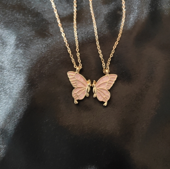 Friendship Butterfly Necklace Gift Set - Picture 3 of 4